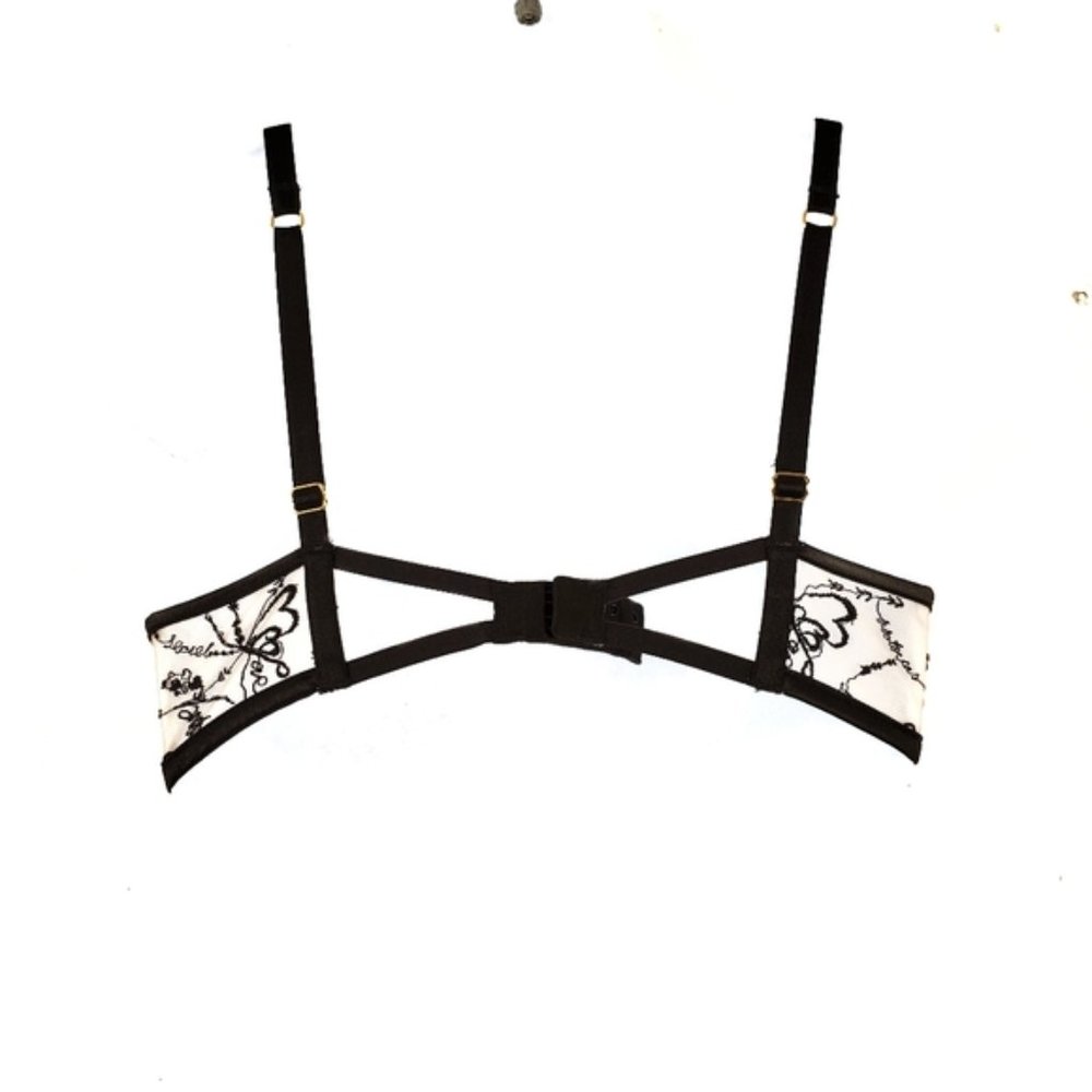 VICTORIA'S SECRET Very Sexy Unlined Plunge Bra 32C - Picture 4 of 8